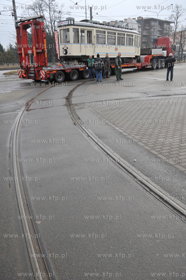 Gdansk - Zajezdnia Tramwajowa Wrzeszcz. Rozladunek...