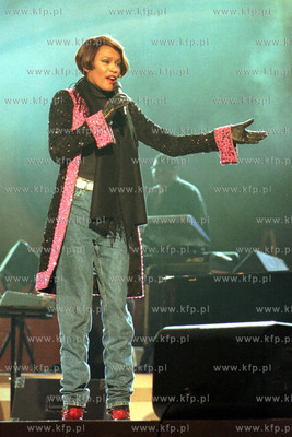 Whitney Houston na Festiwalu Piosenki w Sopcie. 22.08.1999...