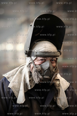 Stocznia Remontowa Nauta S.A. buduje statki w hali...