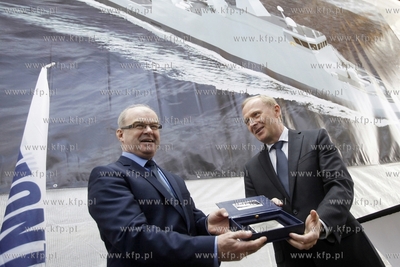 Gdansk. Remontowa Shipbuilding SA. Uroczyste ciecie...