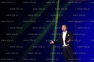 Włoska noc. Gala Sylwestrowo-noworoczna. Nz. Paweł...