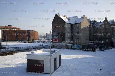 Pętla autobusowa przy ul. Jana z Kolna w Gdańsku.
10.01.2017
fot....