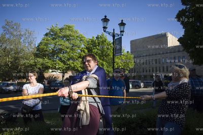 Gdańsk. Demonstracja pod pomnikiem Jana III Sobieskiego...