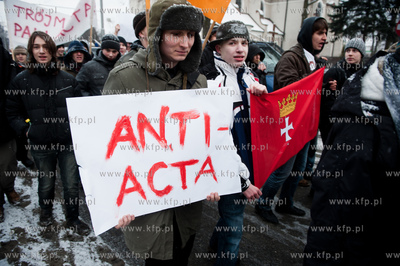 Gdansk. Wrzeszcz. Protest przeciwko ratyfikowaniu umowy...