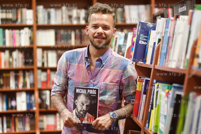 Gdansk. Salon Empik w C.H. Galeria Baltycka. Spotkanie...