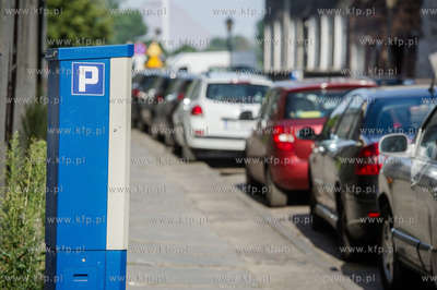 Gdansk. Ul Grodzka. Wprowadzona strefa platnego parkowania.
03.08.2015
fot....