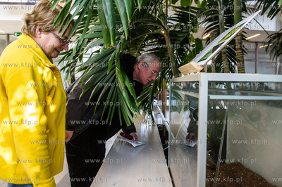 Uniwersytet Gdanski. Wydzial Biologii. Formikarium...