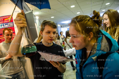 Uniwersytet Gdanski. Wydzial Prawa i Administracji....