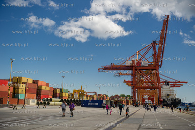 Dzien otwarty Baltyckiego Terminala Kontenerowego w...