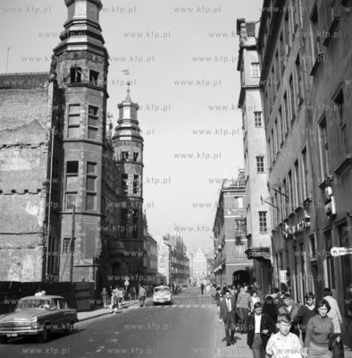 Gdansk ul. Tkacka, w glebi Kolodziejska, po lewej Zbrojownia,...