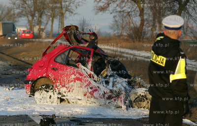 Kolbaskowo. Zachodniopomorskie. Na krajowej drodze...