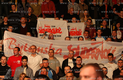 Gdynia, Gala boksu zawodowego. Nz. Kibice z Bytomia.
09.05.2009
fot....