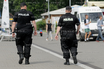 Gdynia. Przygotowania do Zlotu Zaglowcow The Tall Ships...