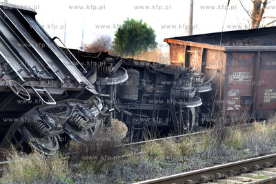 Szczecin / Dalaszewo. Wykolejenie się pociągu towarowego...