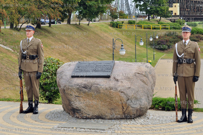 Udzial Prezydenta Rzeczypospolitej Polskiej Bronislawa...
