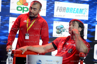 Hala Sportowo - Widowiskowa w Rumi. 50. Gala Armwrestligu...