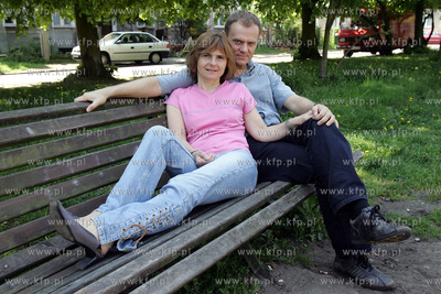 Donald Tusk z zona Malgorzata i psem Szeryfem. 26.05.2005...