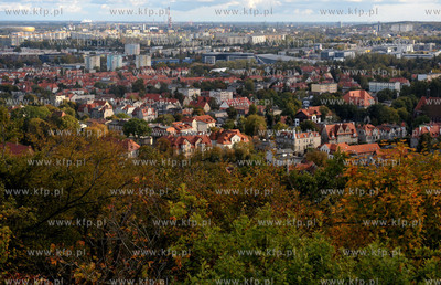 Gdansk Oliwa. Widok z platformy widokowej na gorze...