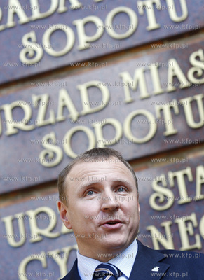 Sopot. Konferencja prasowa sopockiego PIS z udzialem...