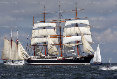 Zatoka Gdanska. Tall Ship Races. Wielka parada. Nz...