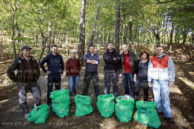Akcja sprzątania Lasów Oliwskich w rejonie wzgórza...
