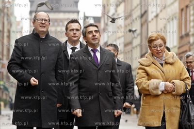 Prezydent Bulgarii Rosen Plewnelijew zlozyl wizyte...