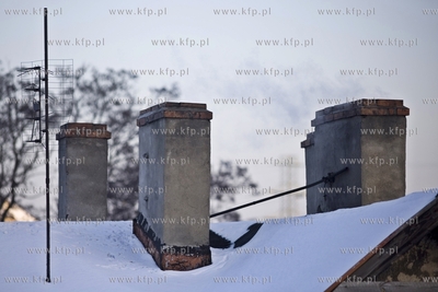 Gdańsk. Kominy domowe w Letnicy.
10.01.2017
fot....