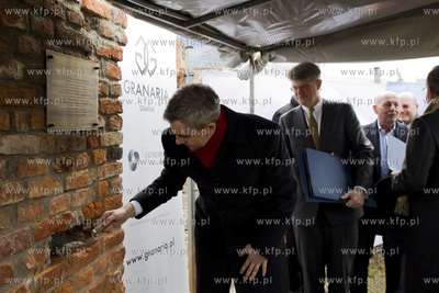 Uroczystość wmurowania aktu erekcyjnego na Wyspie...