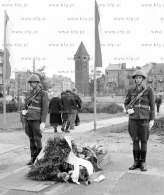 Prawie do polowy lat 60 na Targu Drzewnym tuz obok...