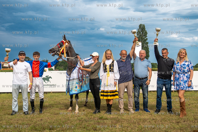 Wyścigi konne i Dzień Kaszubski na Hipodromie w Sopocie....
