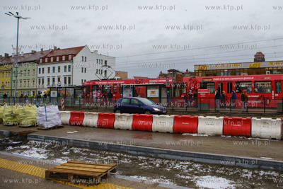 Prace związane z przebudową przejść dla pieszych...