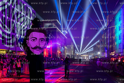 100 - lecie Gdyni. Urodzinowy spektakl uliczny GDYNIA...