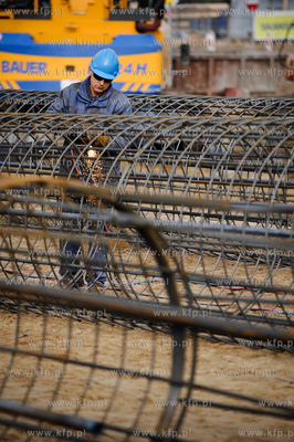 Gdansk. Budowa Trasy Sucharskiego - zadanie II od wezla...