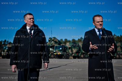 Siemirowice. 44 Baza Lotnictwa Morskiego. Wizyta premiara...