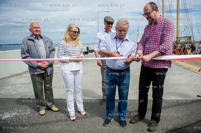 Gdansk. Uroczystosc otwarcia Falochronu Zachodniego...