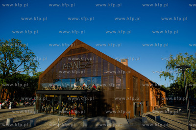 Gdansk. Klub Muzyczny Stary Manez. Koncert Suzanne...