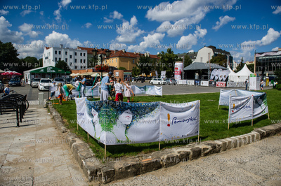 Gdańsk. Targ Węglowy. Przygotowane na czas Jarmarku...