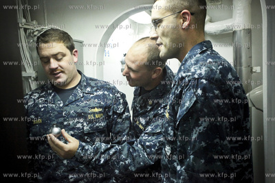 Zatoka Gdanska. Okret Marynarki Wojennej USA, USS RAMAGE...