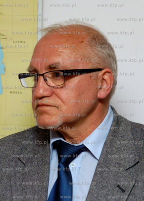 Ustka

Jerzy Kolakowski nie jest juz prezesem spolki...