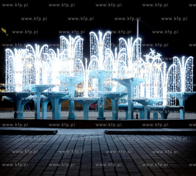 Iluminacje swietlne na Skwerze Kosciuszki w Gdyni....