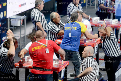 Gdynia. Hala widowiskowo - sportowa. Mistrzostwa Swiata...