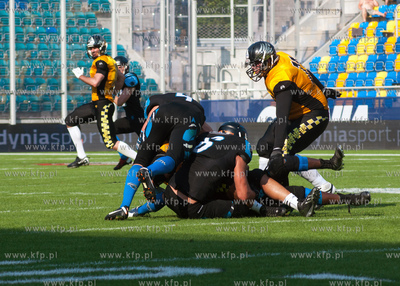 Gdynia. Stadion Miejski. Futbolisci Seahawks znow mistrzami...