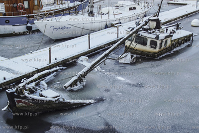 Gdańska marina. Brytyjski, drewniany  kuter SH68 INCENTIVE,...