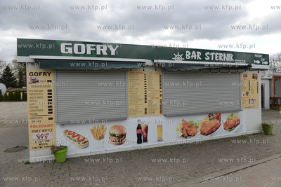 Gdynia w czasie epidemii koronawirusa COVID-19. Zamkniete...