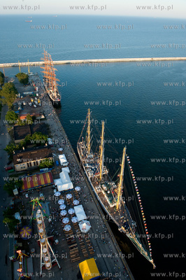 Tall Ships' Races 2009 w Gdyni z lotu ptaka. Zlot Wielkich...