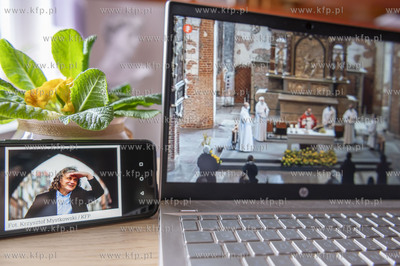 Transmisja Mszy Świętej z Kościoła Św. Jana w...