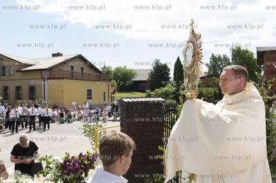 Kielno, wieś na Kaszubach w powiecie wejherowskim....
