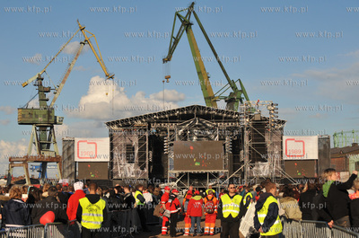 Gdansk. Stocznia. Koncert Zaczelo Sie W Polsce bedacy...