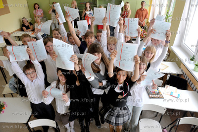 Zakonczenie roku szkolnego w Szkole Podstawowej nr...