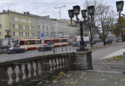 Gdańsk Wrzeszcz. Aleja Gruwaldzka i tramwaj widziane...